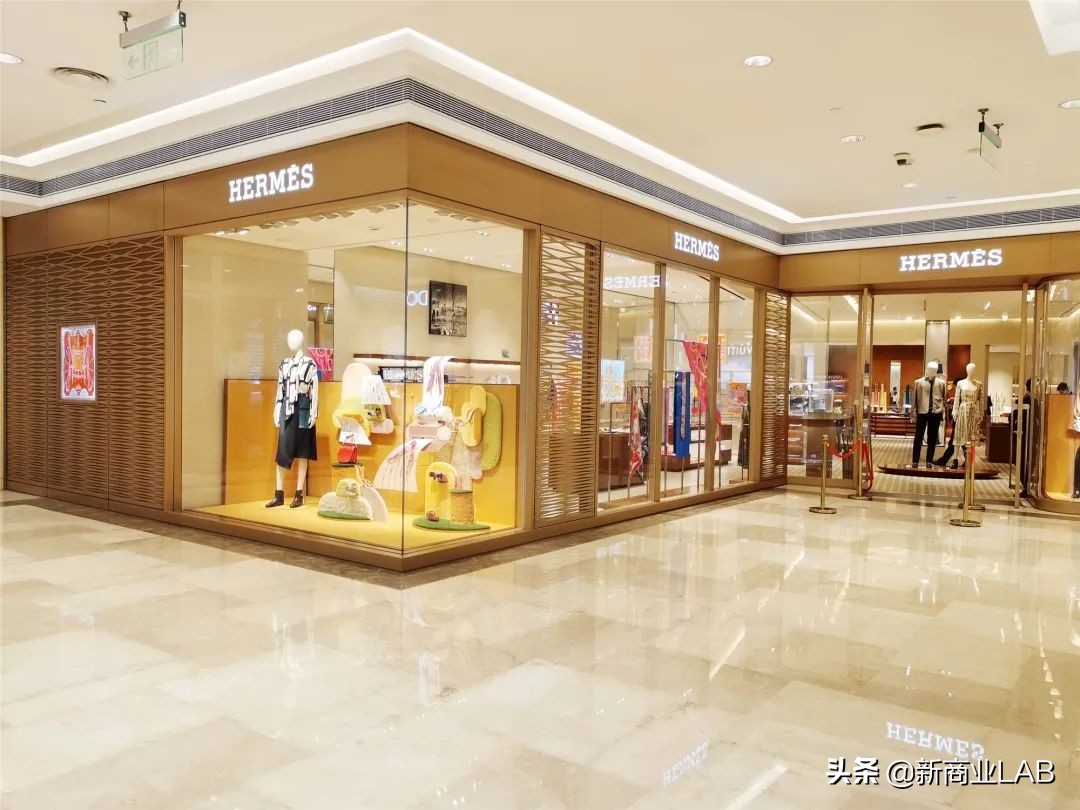 武商武汉国际广场变形记，拥抱变革，推动发展