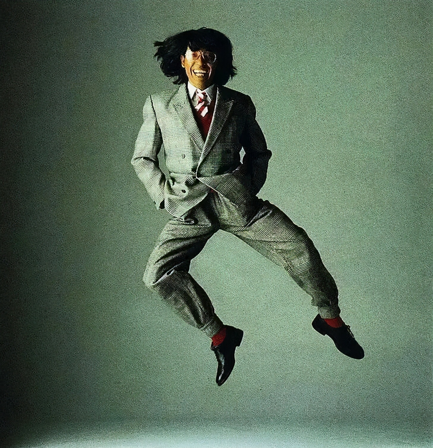 高田贤三个人简介,高田贤三大开眼界