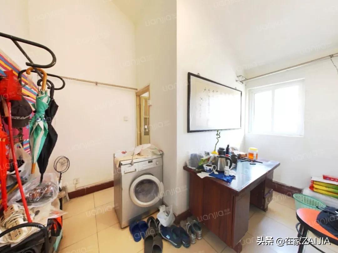 不服输的北漂打工人！徒手造家具，40m²改出两室一厅