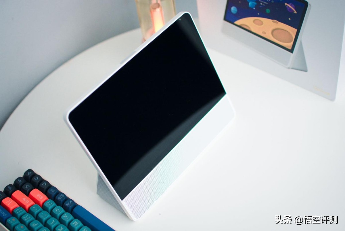 华为首款儿童专用学习产品！强悍鸿蒙系统：小精灵学习智慧屏评测