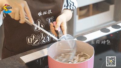 轻食减脂餐面包蔬菜沙拉,藜麦沙拉减脂餐的做法