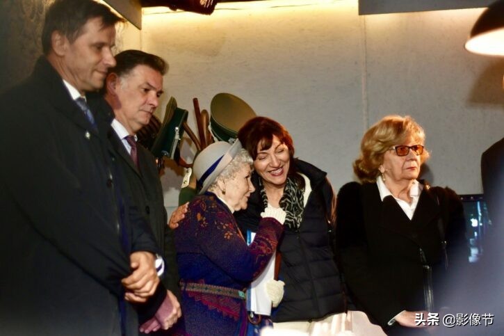 瓦尔特保卫萨拉热窝的演员还在吗,瓦尔特保卫萨拉热窝的演员们图片