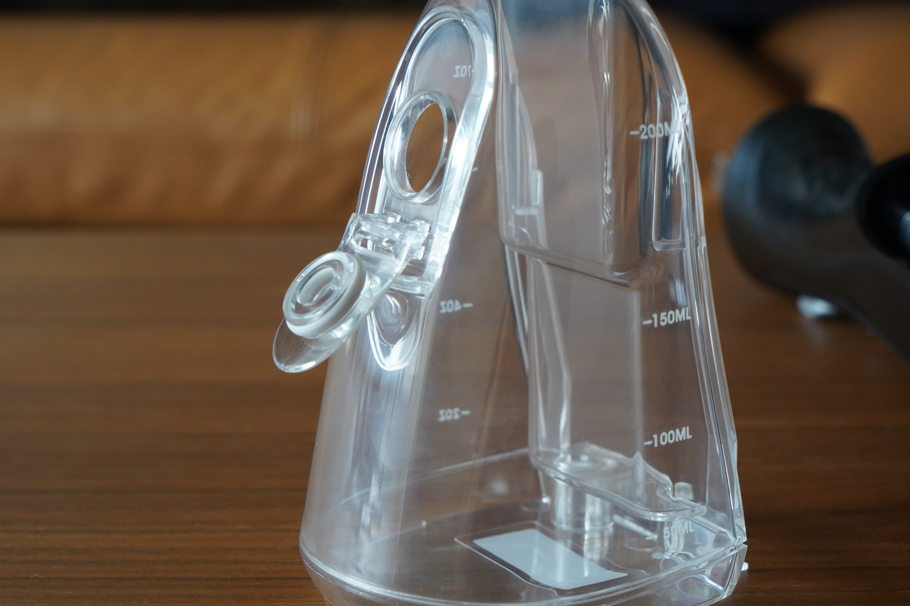 有了电动牙刷还要买便携冲牙器？洁碧、飞利浦，Oclean对比