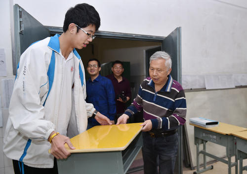 小孩身高越长越矮是怎么回事,孩子的身高后天努力可以长高多少