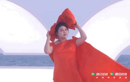 没有明星能逃过直播带货的“真香”定律，谁才是双十一带货王？