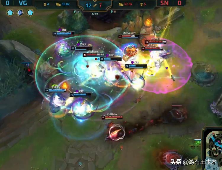 sn战队smlz赛后互动,管泽元看塞恩单杀smlz