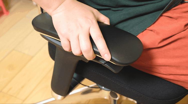 冈村电脑椅测评,冈村contessa一代和二代