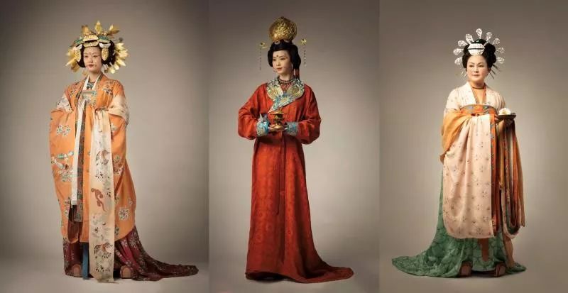 红花、板蓝根还能做衣服染料?她设计的传统服饰比欧美大牌还时尚