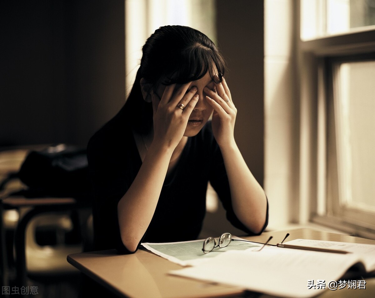 心理幽闭恐惧症的症状和表现,心理学恐惧焦虑胆小犹豫