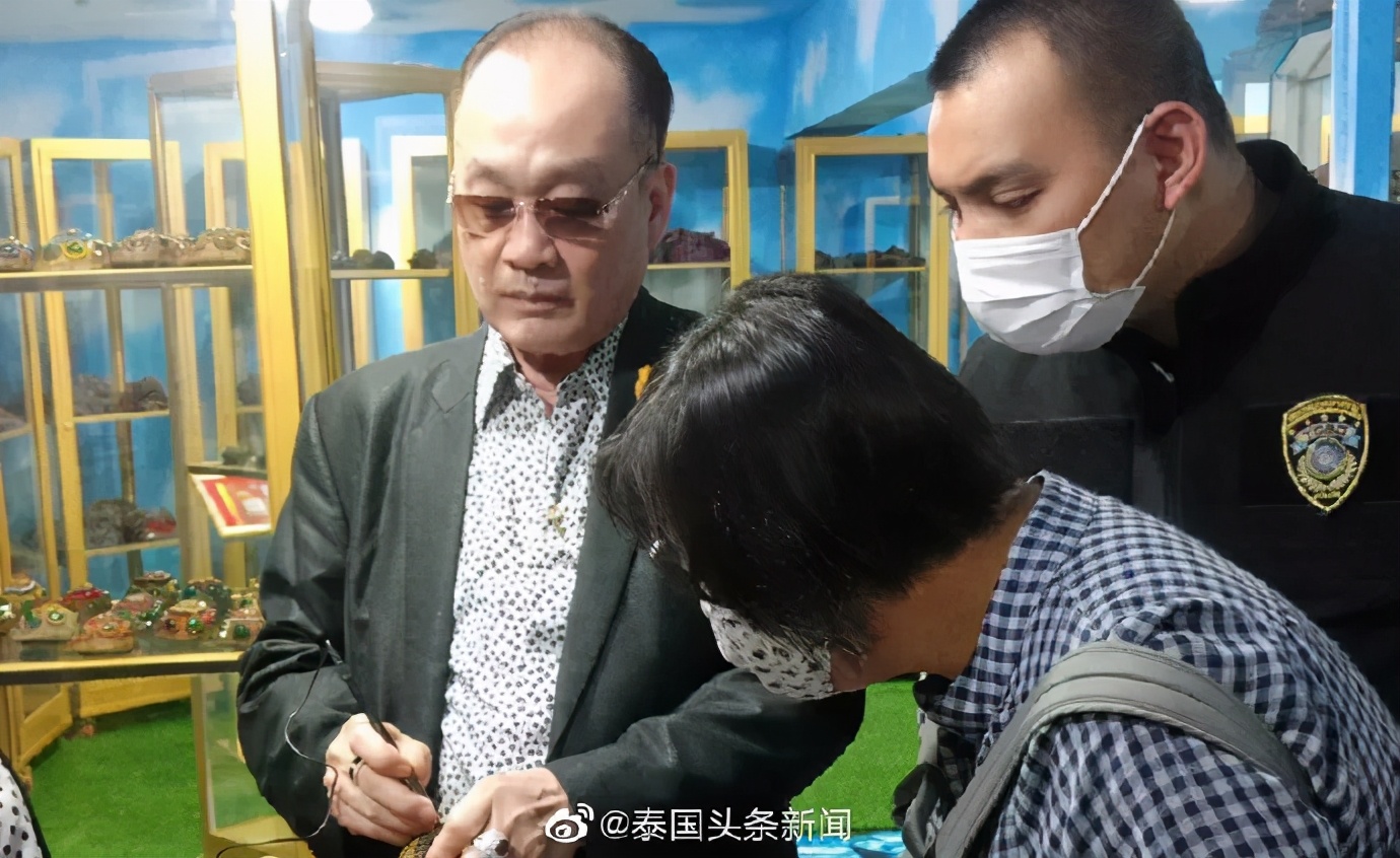 在泰国旅游买的假佛牌怎么处理 (泰国旅游佛牌是假的)