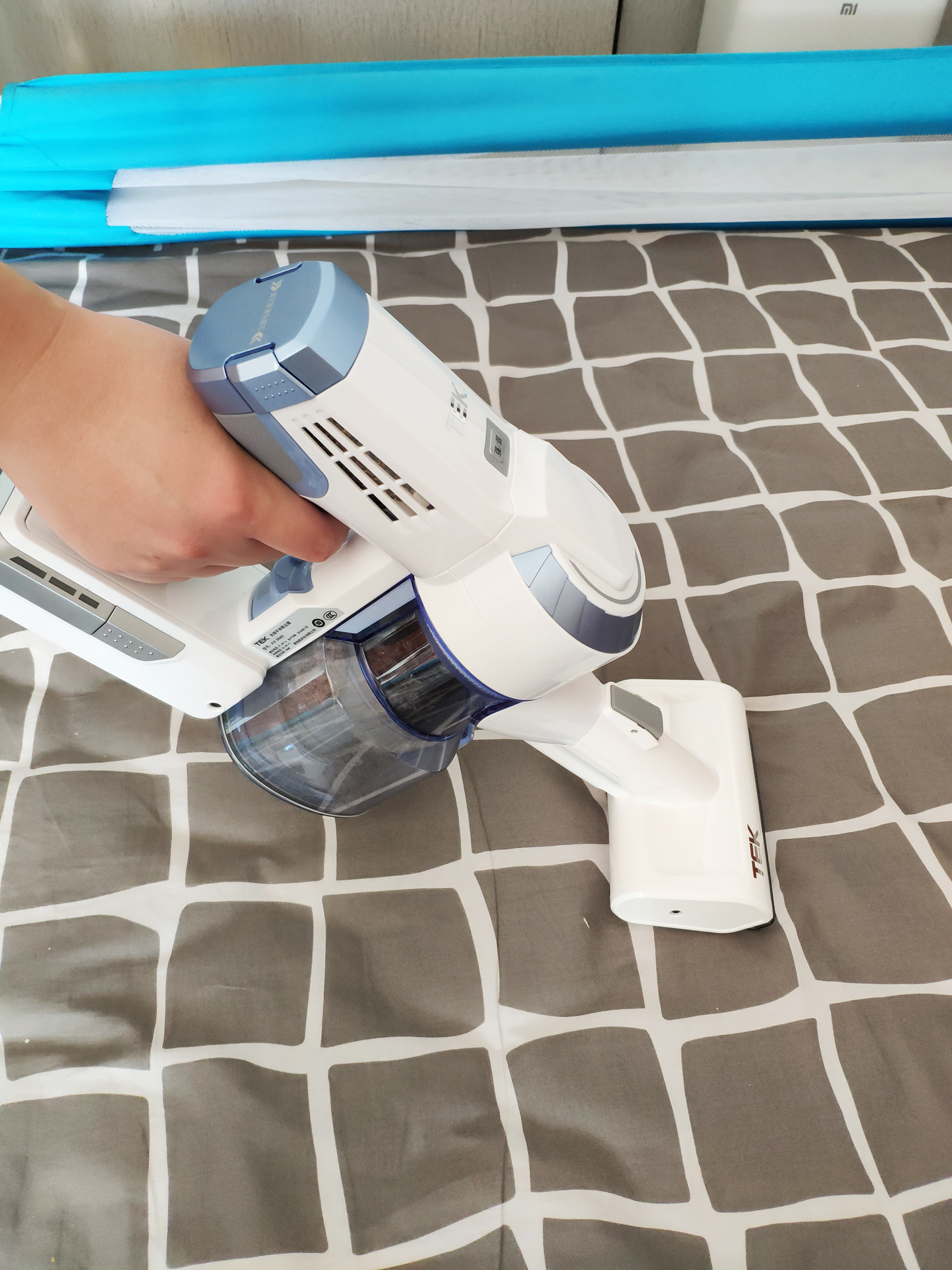 带收纳电源线的吸尘器,吸尘器需不需要插电