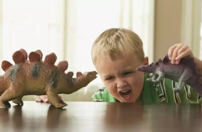 孩子脾气爆发了家长怎么做,孩子脾气暴躁时父母应该怎么做