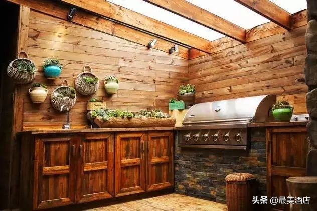 为一姑娘,10年他把30亩荒地打造成梦想家园,让人懂得真爱的意义