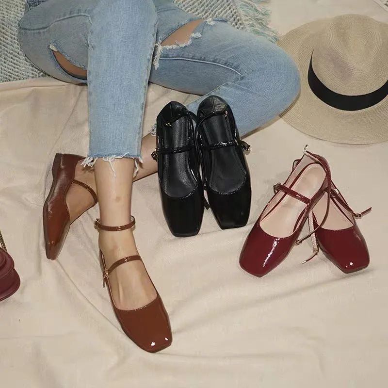 小白鞋仙女鞋,小白鞋失宠了这4双仙女鞋正流行