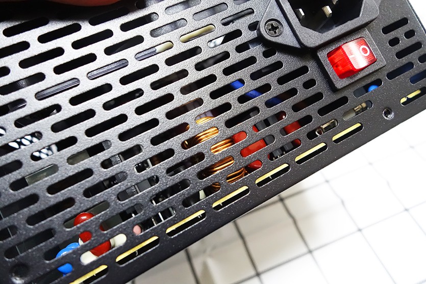 tt挑战者h6机箱接口,tt挑战者h6机箱怎么装