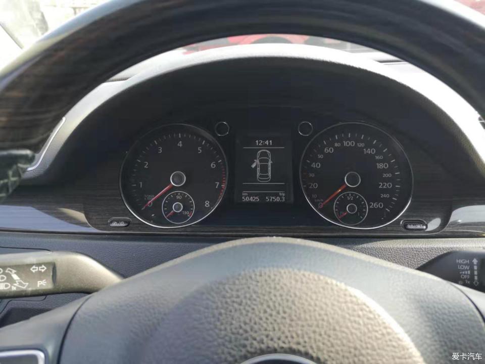 2.0t迈腾旅行油耗,2.0t迈腾10万公里后什么通病