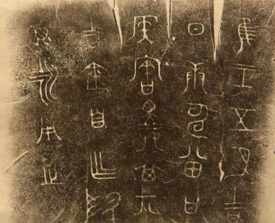 古人交流是否用文言文？汉朝人说汉语吗，“雅言”是普通话吗？