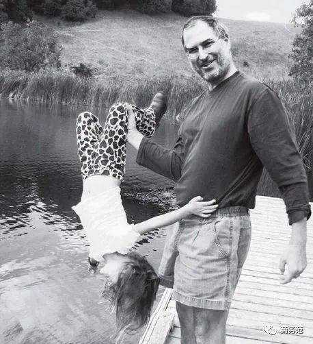 乔布斯长大后与养父母感情,乔布斯小女儿近况