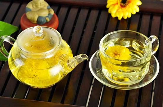 泡菊花茶可以在冬季去火吗,冬季喝菊花茶的好处和坏处
