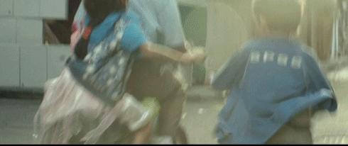 “11岁的新娘，12岁的囚犯”，生而不养，何以为家