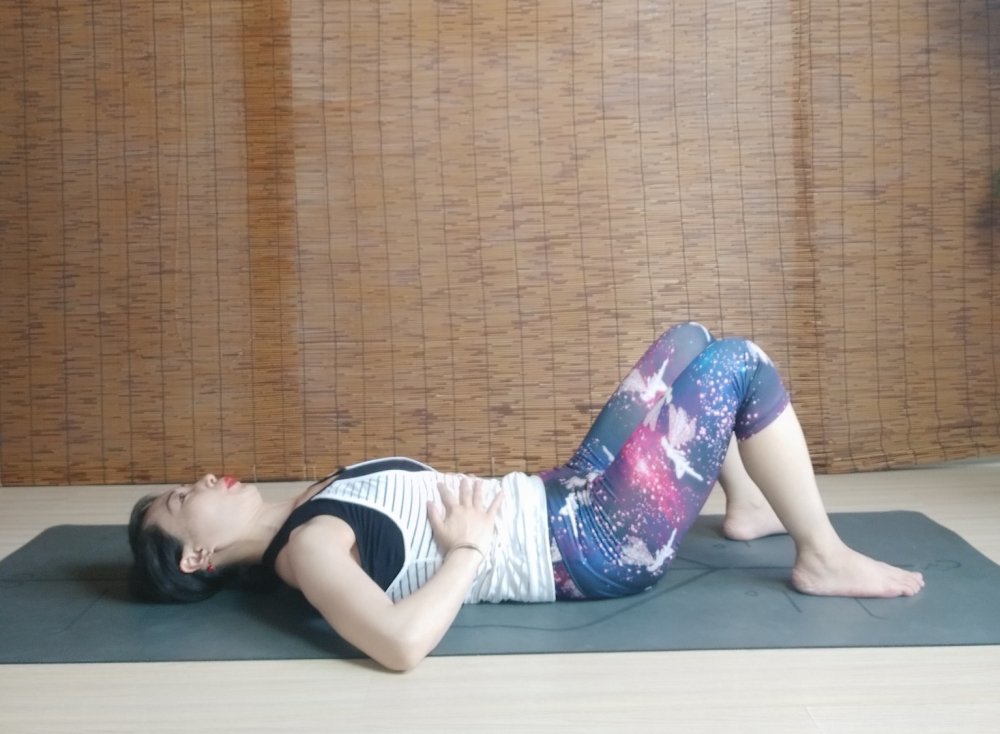 肋骨外翻、腹肌虚弱，这样呼吸，效果更好