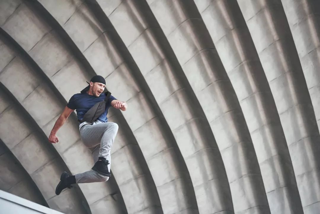 轻装出行包包,轻装美式包包