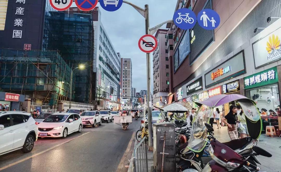 鍥烘垗杩欓噷鍝噷鏈夊ソ鐜╃殑,鍥烘垗鐮佸ご杩欓噷娴蜂笂鏄粈涔堟ˉ