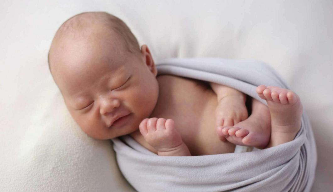 宝宝对奶粉过敏要查什么,宝宝对牛奶过敏妈妈应该注意什么