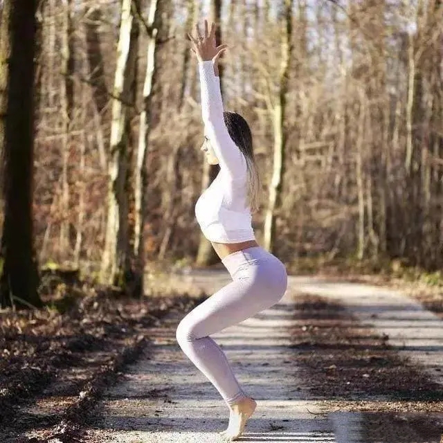 臀部宽瘪的翘臀训练教程,翘臀和臀部紧实的动作