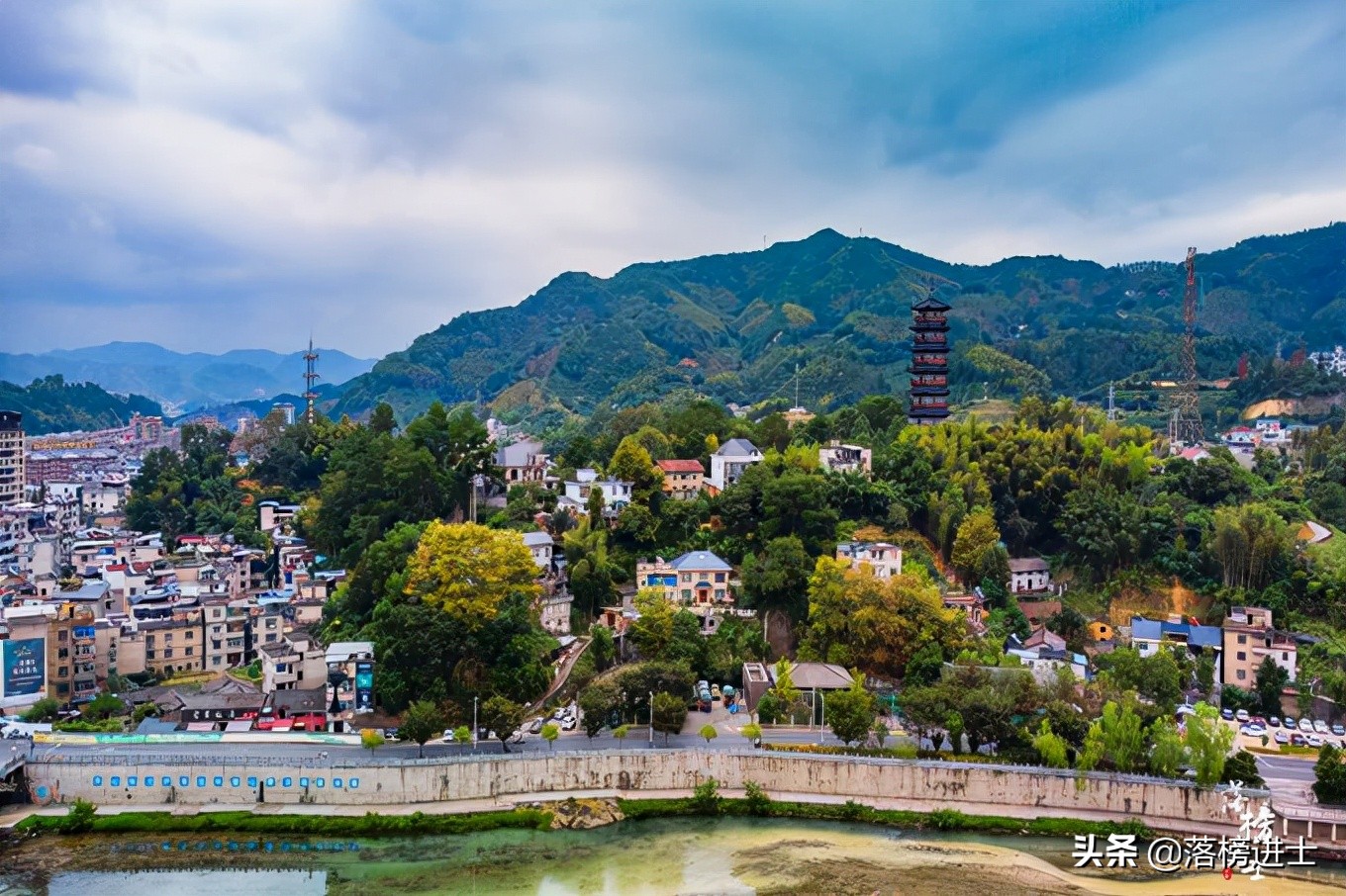 浙江丽水青山绿水,丽水松阳群山环绕