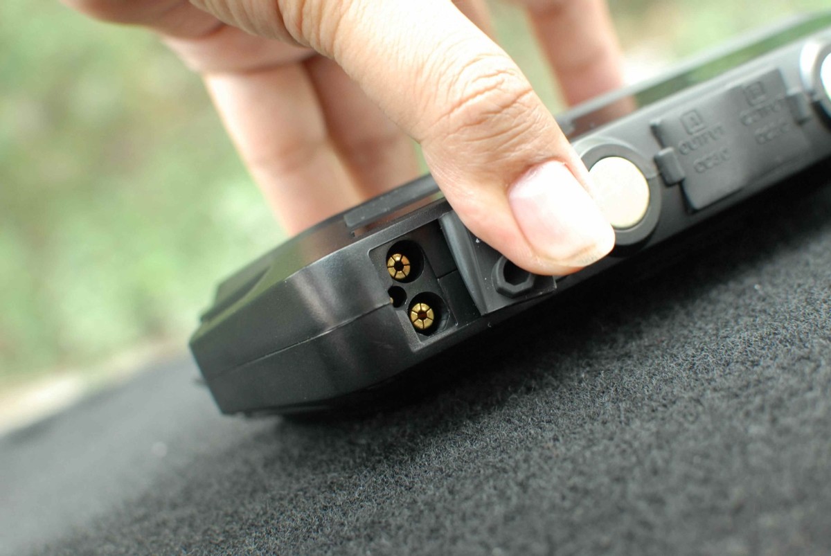 道路救援专用汽车应急启动电源,汽车自救应急启动电源有哪些品牌