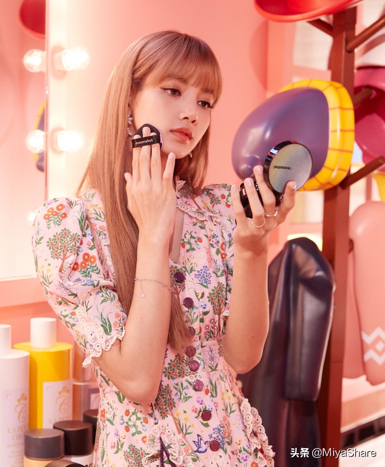 化妆不化妆都长痘,一化妆就长痘和痒怎么回事