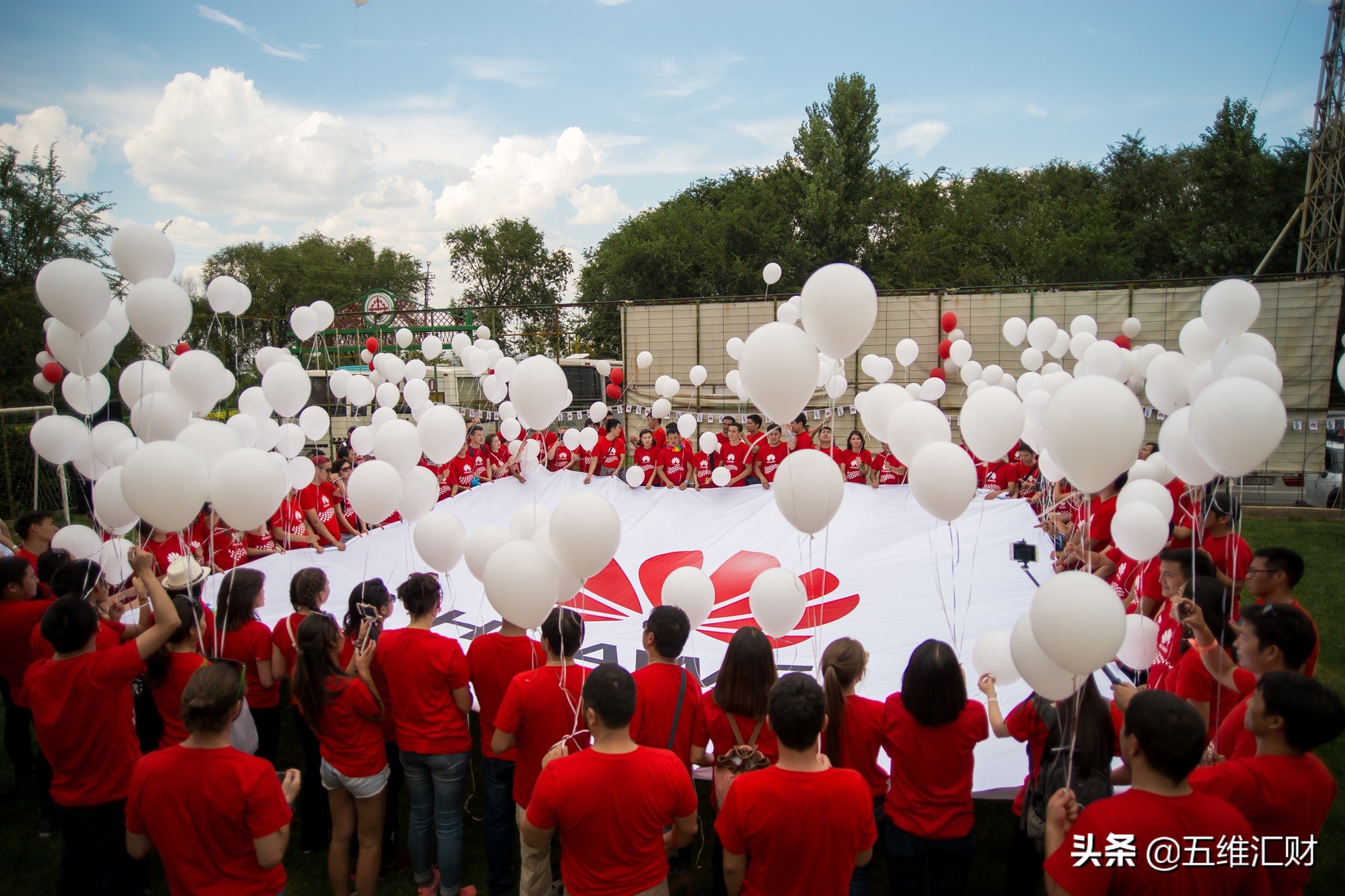 华为产业链实锤落地的概念股,华为即将发布一批新品利好股