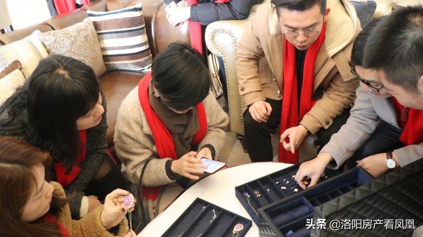 凰家品鉴,凰家品鉴团