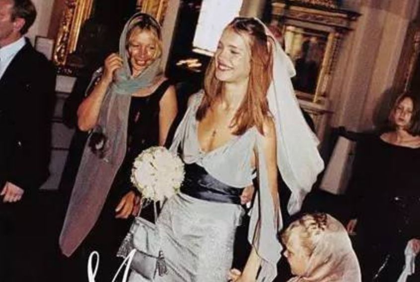 卖水果出身的模特，凭什么成了LV集团的太子妃？