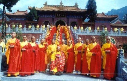 嵩山佛寺遍山坳：成千上百均有名