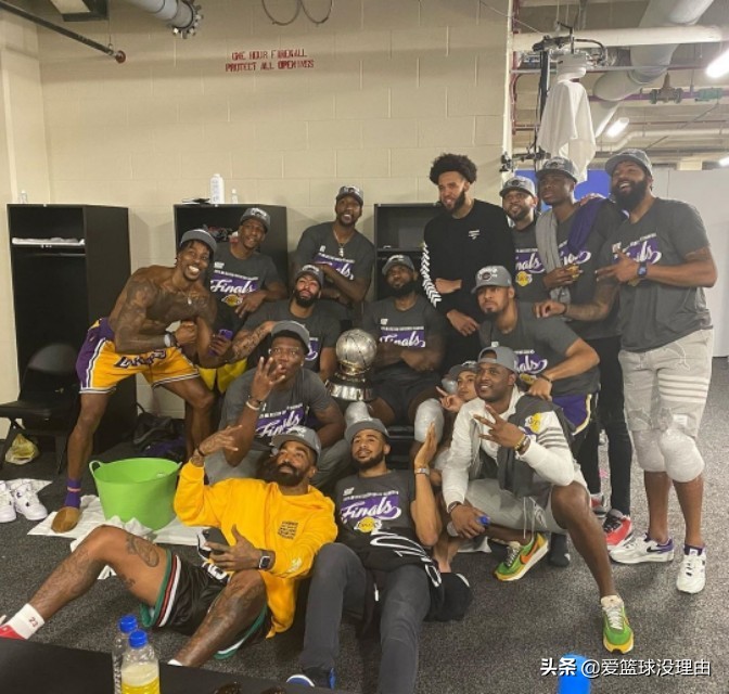 湖人时隔十年再次夺冠,2020湖人夺冠浓眉喜极而泣