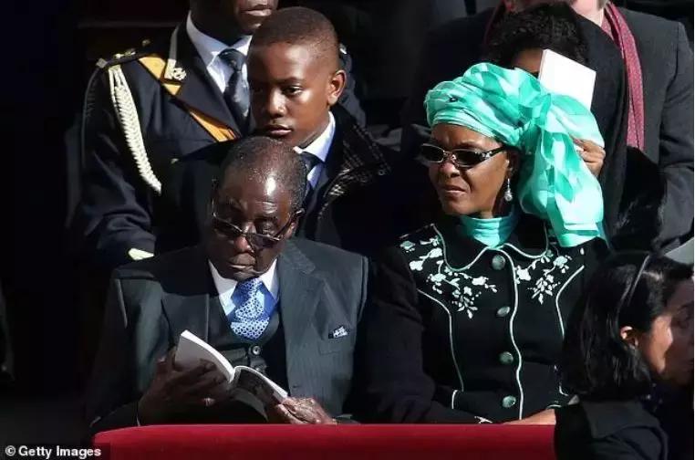 穆加贝去世视频,穆加贝逝世新闻联播视频