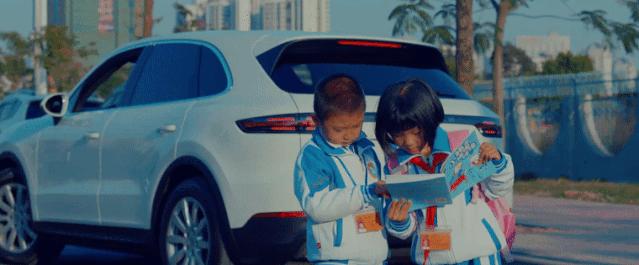 娉洰濂冲ぇ瀛︾敓,濂冲ぇ瀛︾敓缁欏濡堟墦鐢佃瘽鍝垚娉汉