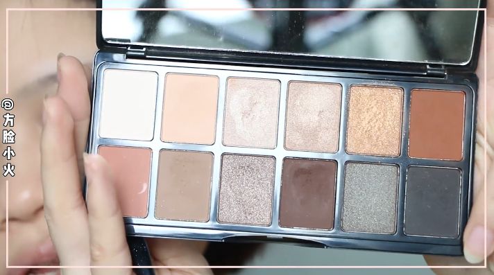 单眼皮内双肿眼泡眼妆小烟熏,内双肿眼泡眼妆烟熏