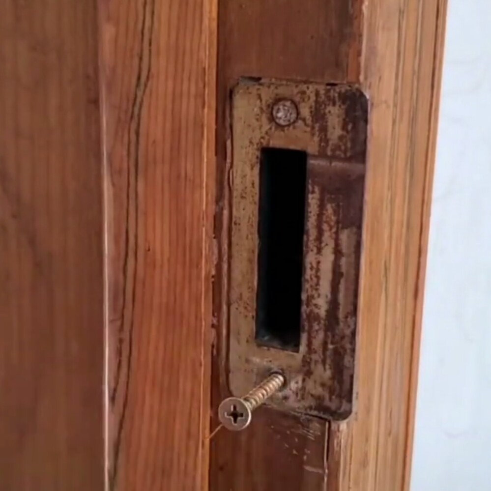 家具安装螺丝孔松了如何补救,家具螺丝钉孔怎么处理