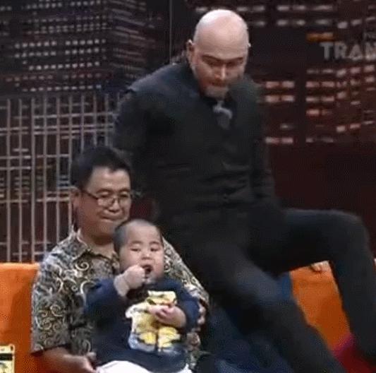 小胖子tatan表情包微信,跟tatan很像的小胖子表情包