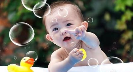 冬季宝宝洗澡用多少度水,新生儿冬季洗澡多久洗一次