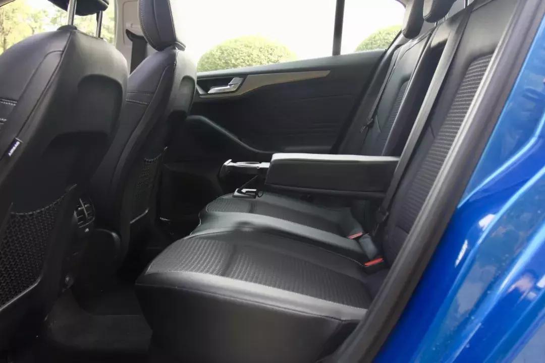 舒适性好一点的福克斯,舒适加性能的车