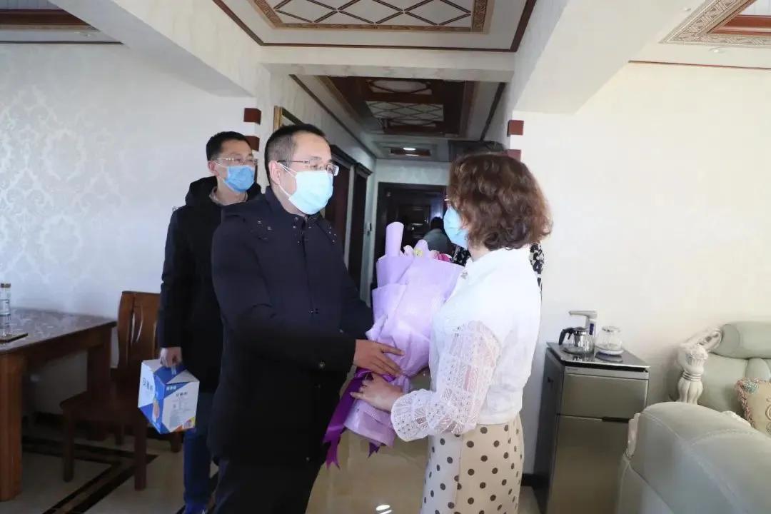 情牵“疫”线·与你同行白银市总工会关爱援鄂医护人员的暖心事