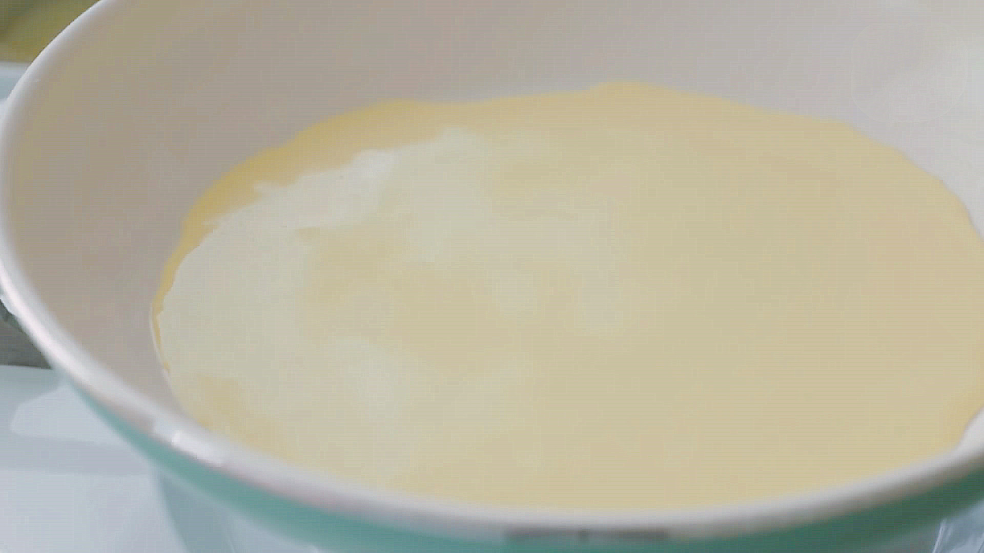 不需要奶油和烤箱的蛋糕教程,适合新手的奶油蛋糕