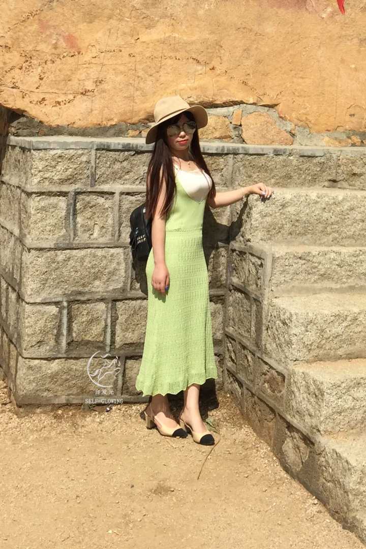 素人改造：身高1米5的“包子脸”微胖女孩，如何美出“高级感”？