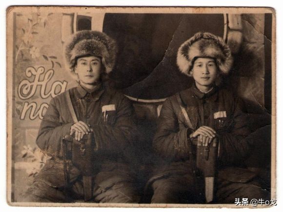 驳壳枪枪托是什么材质,驳壳枪木质套和皮套的区别