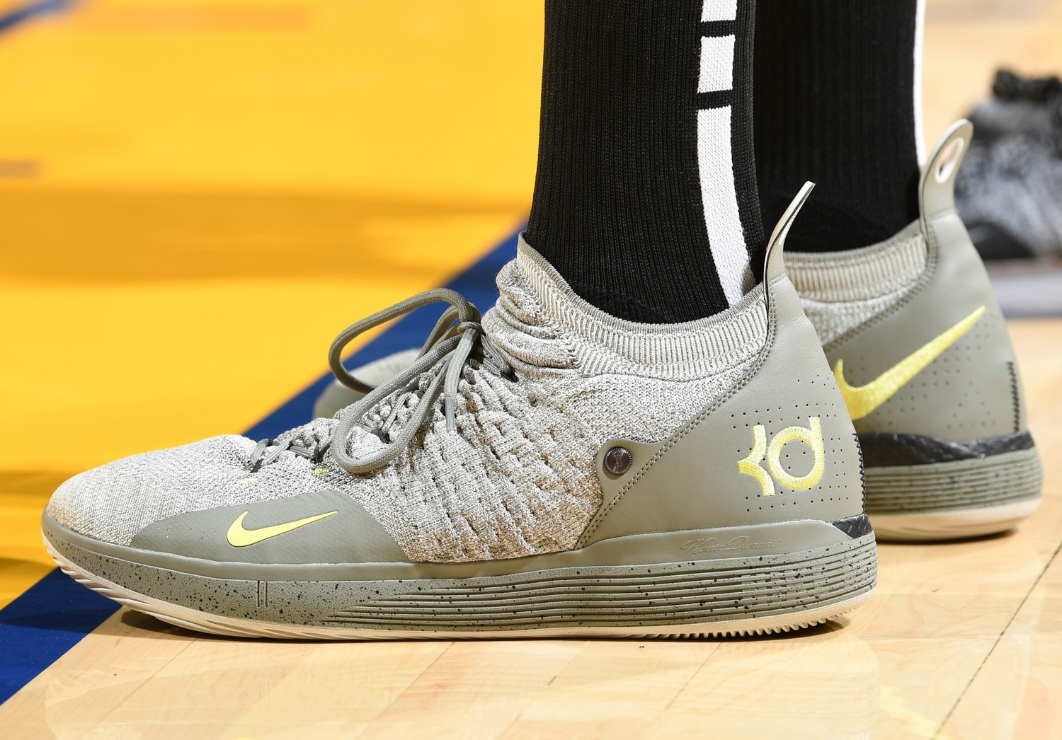 nba公认最好看的篮球鞋,nba常规赛球鞋上脚精选