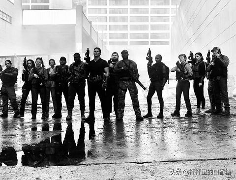 007生死关头电影中文版,007生死关头系列电影全集免费